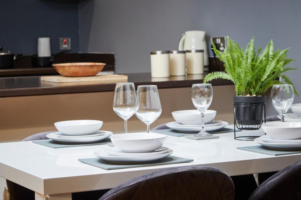 Stylish Manchester Gem - Sleeps 10! Екстер'єр фото