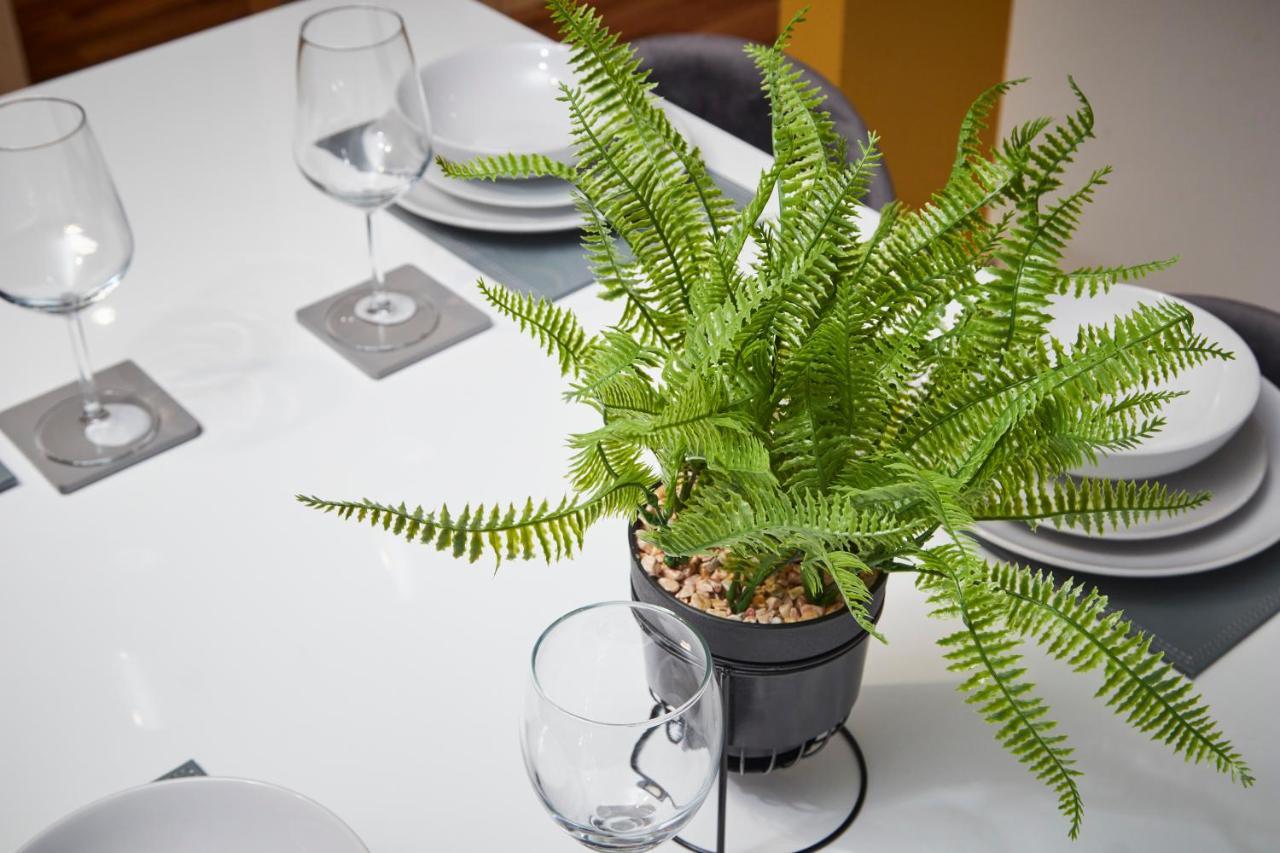 Stylish Manchester Gem - Sleeps 10! Екстер'єр фото